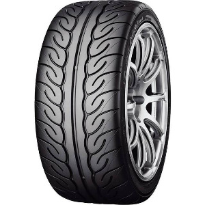 Yokohama AD08RS ADV 215/45R17